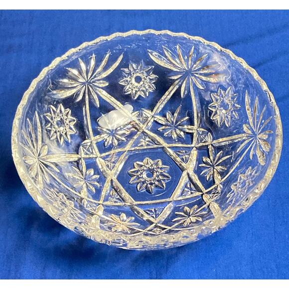VTG Anchor Hocking Glass Serving Bowl Star of David Pattern 8.5" x 3.5" Sawtooth - Picture 1 of 9